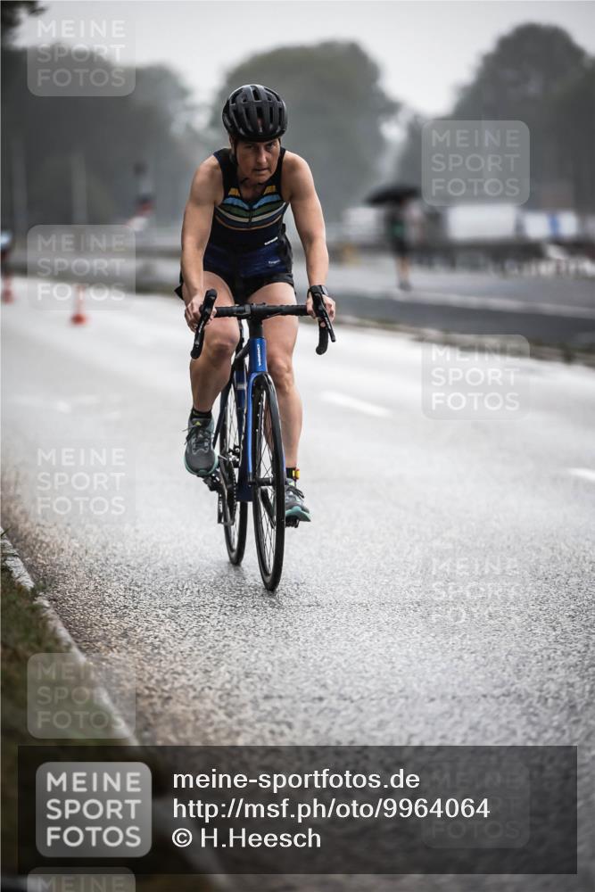 16.08.2026 - KN Förde Triathlon 2026 H.Heesch http://msf.ph/oto/9964064 16.08.2026 09:34:03 Radfahren 182, 226, 228, 248 meine-sportfotos.de
