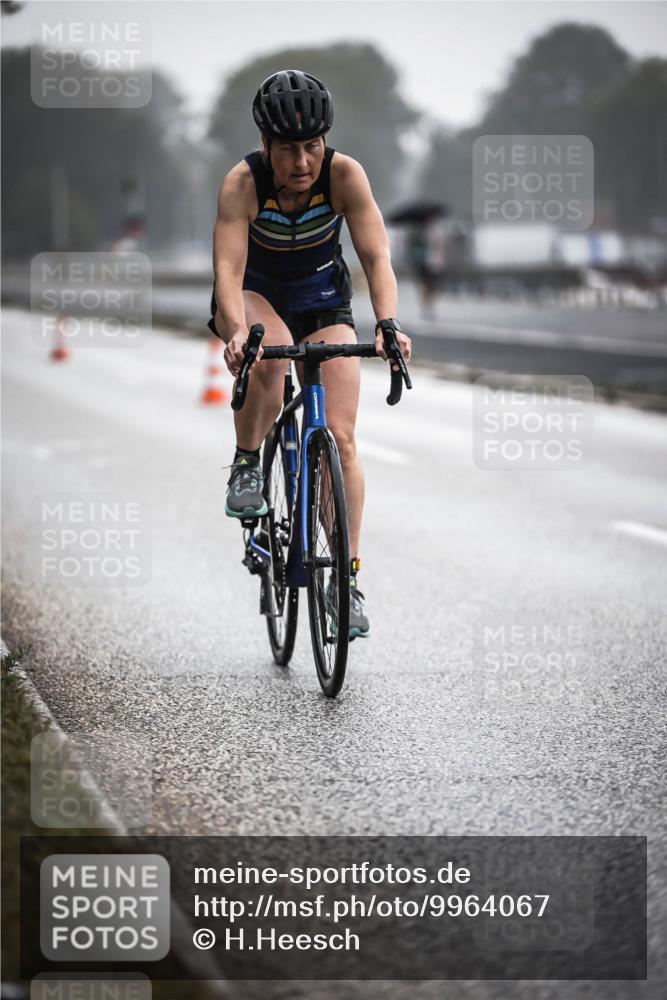 16.08.2026 - KN Förde Triathlon 2026 H.Heesch http://msf.ph/oto/9964067 16.08.2026 09:34:03 Radfahren 182, 226, 228, 248 meine-sportfotos.de