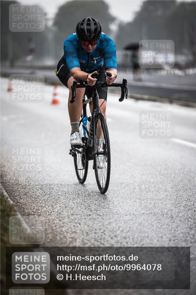 16.08.2026 - KN Förde Triathlon 2026 H.Heesch http://msf.ph/oto/9964078 16.08.2026 09:34:07 Radfahren 104, 226, 228 meine-sportfotos.de