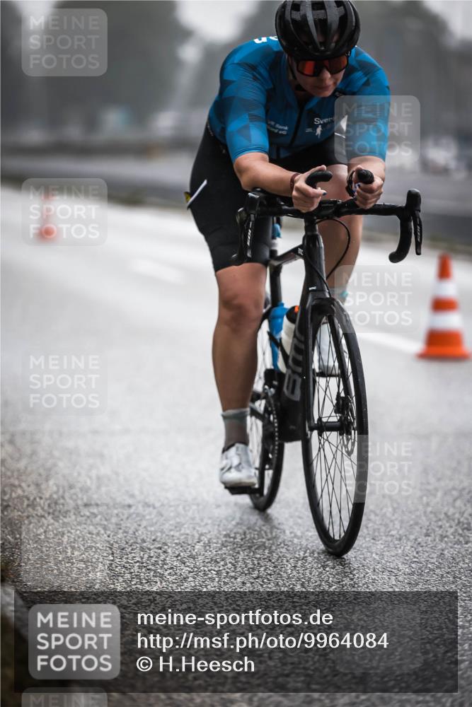 16.08.2026 - KN Förde Triathlon 2026 H.Heesch http://msf.ph/oto/9964084 16.08.2026 09:34:07 Radfahren 104, 226, 228 meine-sportfotos.de