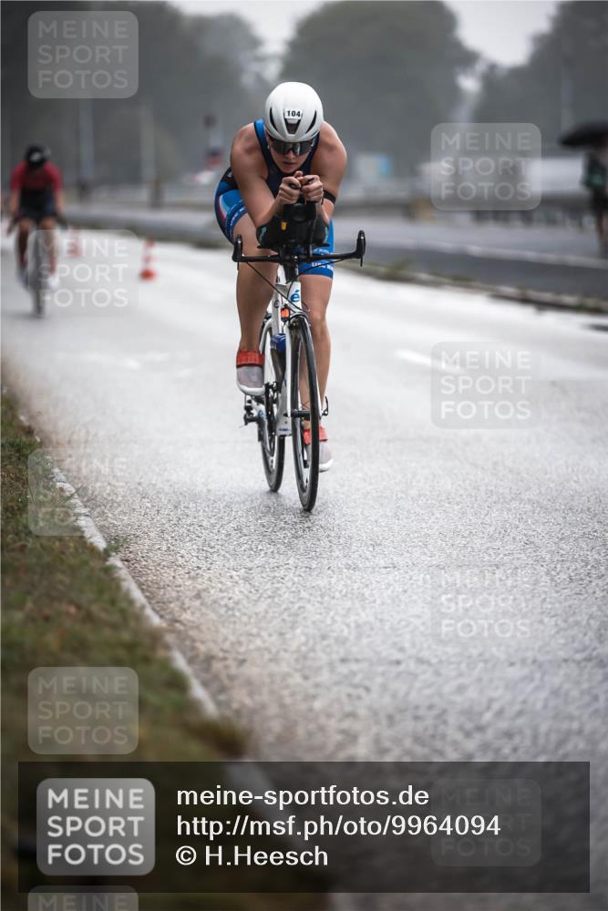 16.08.2026 - KN Förde Triathlon 2026 H.Heesch http://msf.ph/oto/9964094 16.08.2026 09:34:11 Radfahren 104, 134, 216 meine-sportfotos.de