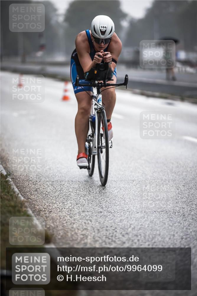 16.08.2026 - KN Förde Triathlon 2026 H.Heesch http://msf.ph/oto/9964099 16.08.2026 09:34:11 Radfahren 104, 134, 216 meine-sportfotos.de