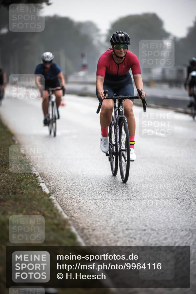 16.08.2026 - KN Förde Triathlon 2026 H.Heesch http://msf.ph/oto/9964116 16.08.2026 09:34:14 Radfahren 104, 134, 216 meine-sportfotos.de
