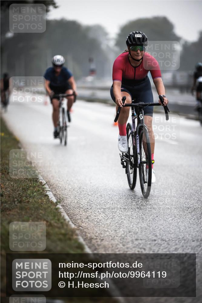 16.08.2026 - KN Förde Triathlon 2026 H.Heesch http://msf.ph/oto/9964119 16.08.2026 09:34:14 Radfahren 104, 134, 216 meine-sportfotos.de