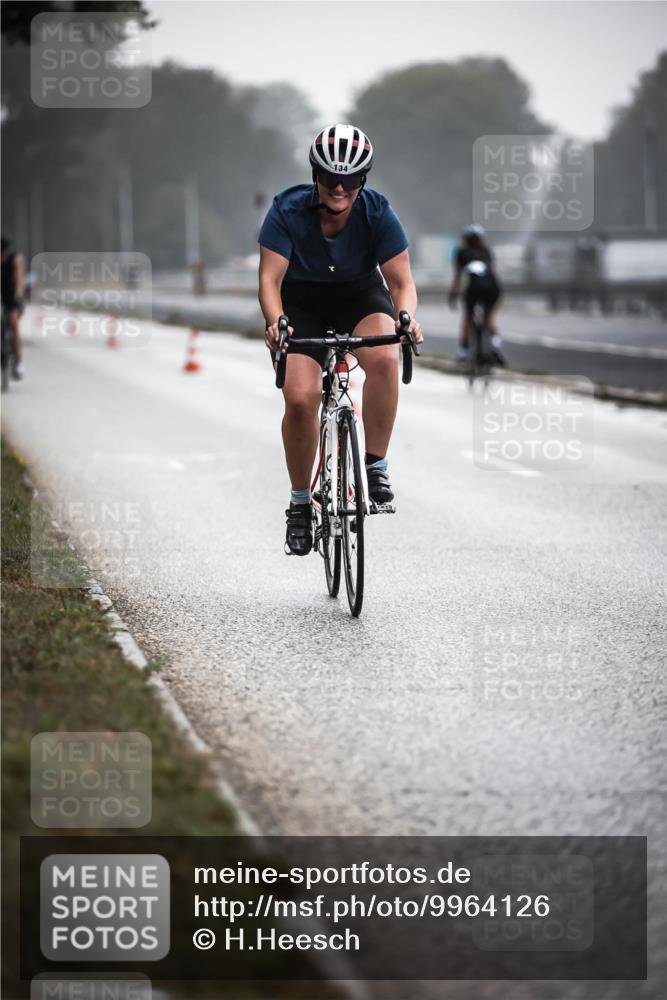 16.08.2026 - KN Förde Triathlon 2026 H.Heesch http://msf.ph/oto/9964126 16.08.2026 09:34:15 Radfahren 134, 216, 245, 258 meine-sportfotos.de