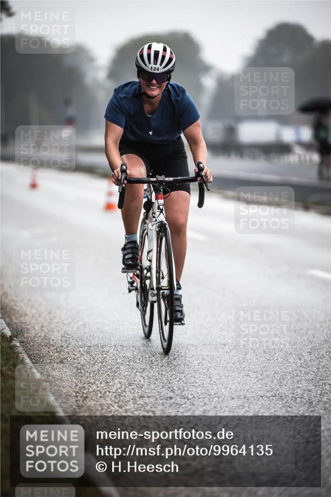 16.08.2026 - KN Förde Triathlon 2026 H.Heesch http://msf.ph/oto/9964135 16.08.2026 09:34:15 Radfahren 134, 216, 245, 258 meine-sportfotos.de