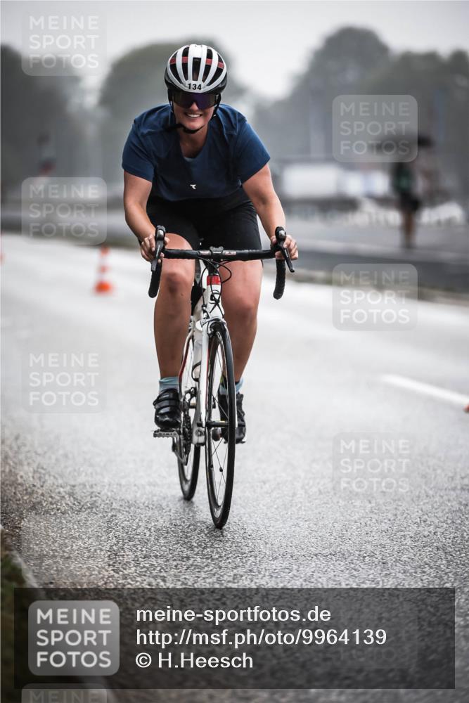 16.08.2026 - KN Förde Triathlon 2026 H.Heesch http://msf.ph/oto/9964139 16.08.2026 09:34:16 Radfahren 134, 216, 245, 258 meine-sportfotos.de