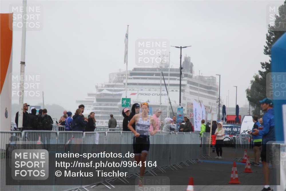 16.08.2026 - KN Förde Triathlon 2026 Markus Tischler http://msf.ph/oto/9964164 16.08.2026 09:50:14 Ziel  meine-sportfotos.de