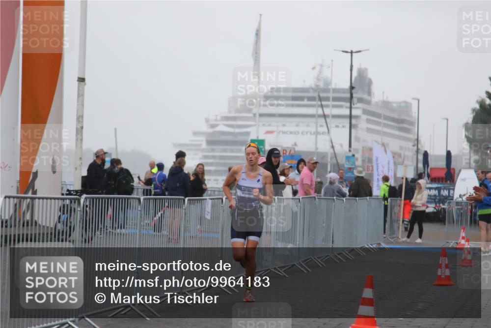 16.08.2026 - KN Förde Triathlon 2026 Markus Tischler http://msf.ph/oto/9964183 16.08.2026 09:50:15 Ziel  meine-sportfotos.de