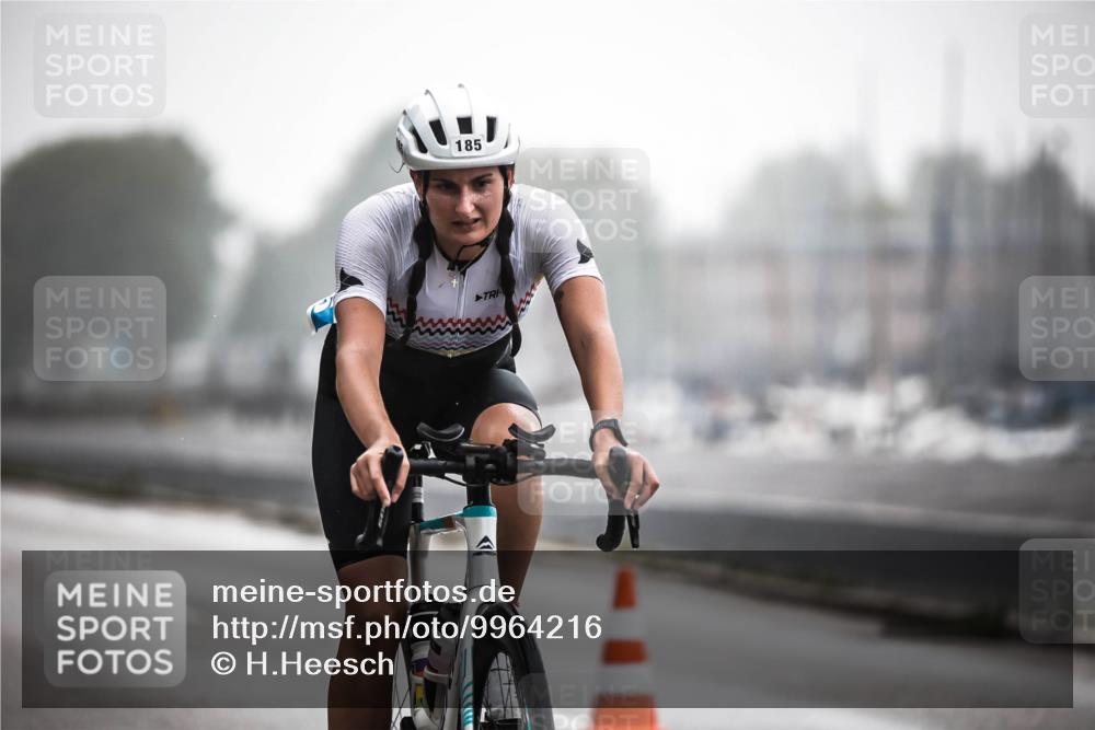 16.08.2026 - KN Förde Triathlon 2026 H.Heesch http://msf.ph/oto/9964216 16.08.2026 09:34:37 Radfahren 114, 115, 185 meine-sportfotos.de
