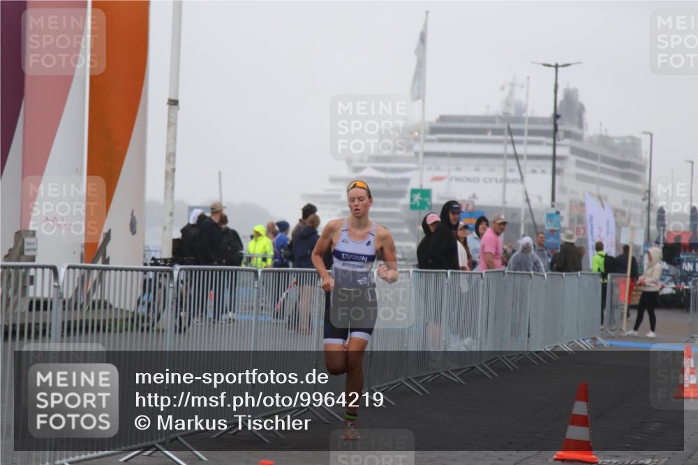 16.08.2026 - KN Förde Triathlon 2026 Markus Tischler http://msf.ph/oto/9964219 16.08.2026 09:50:16 Ziel  meine-sportfotos.de