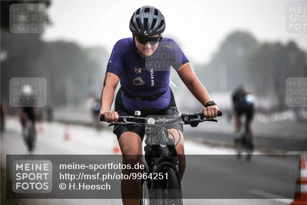 16.08.2026 - KN Förde Triathlon 2026 H.Heesch http://msf.ph/oto/9964251 16.08.2026 09:34:44 Radfahren 102, 120, 154, 155, 188, 265 meine-sportfotos.de
