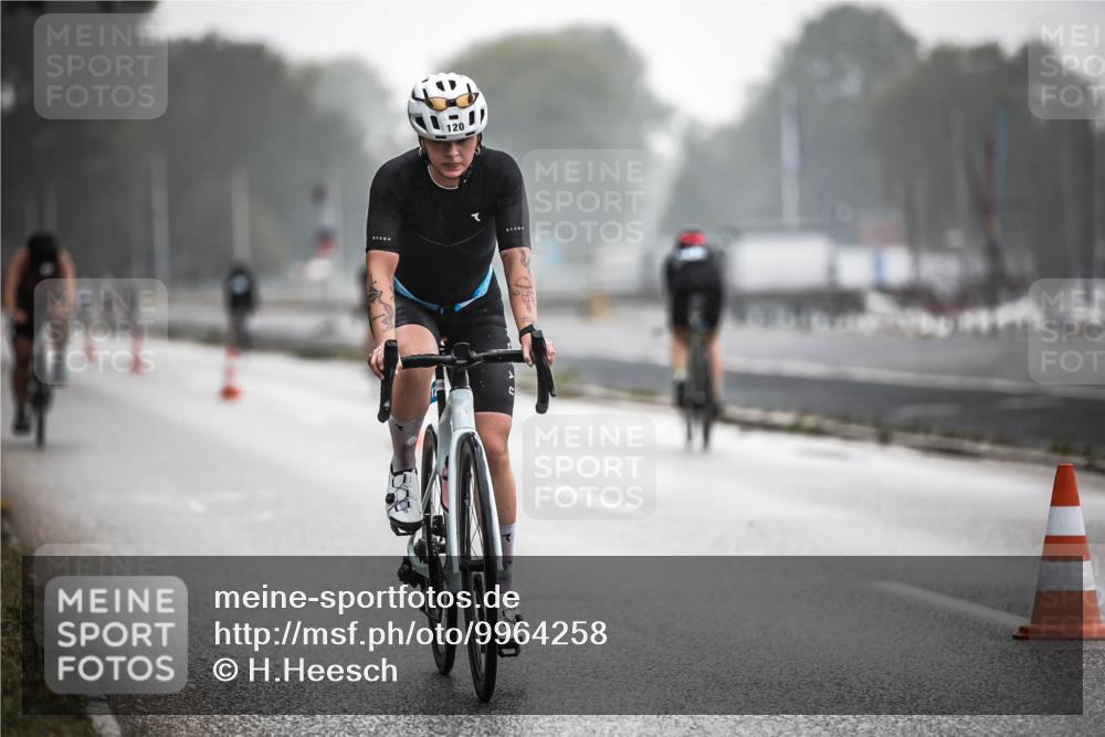 16.08.2026 - KN Förde Triathlon 2026 H.Heesch http://msf.ph/oto/9964258 16.08.2026 09:34:46 Radfahren 102, 120, 154, 155, 188, 265 meine-sportfotos.de
