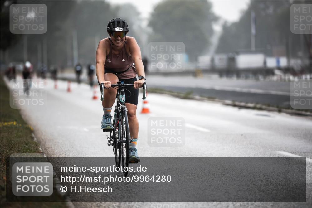 16.08.2026 - KN Förde Triathlon 2026 H.Heesch http://msf.ph/oto/9964280 16.08.2026 09:34:49 Radfahren 120, 154, 165 meine-sportfotos.de