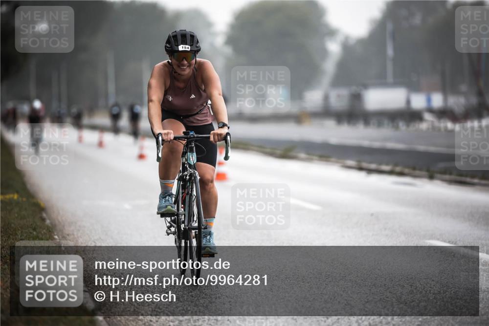16.08.2026 - KN Förde Triathlon 2026 H.Heesch http://msf.ph/oto/9964281 16.08.2026 09:34:49 Radfahren 120, 154, 165 meine-sportfotos.de