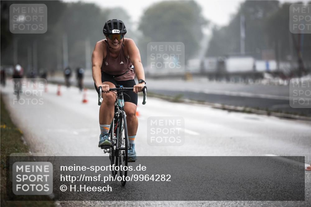 16.08.2026 - KN Förde Triathlon 2026 H.Heesch http://msf.ph/oto/9964282 16.08.2026 09:34:49 Radfahren 120, 154, 165 meine-sportfotos.de