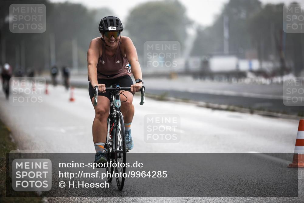 16.08.2026 - KN Förde Triathlon 2026 H.Heesch http://msf.ph/oto/9964285 16.08.2026 09:34:49 Radfahren 120, 154, 165 meine-sportfotos.de