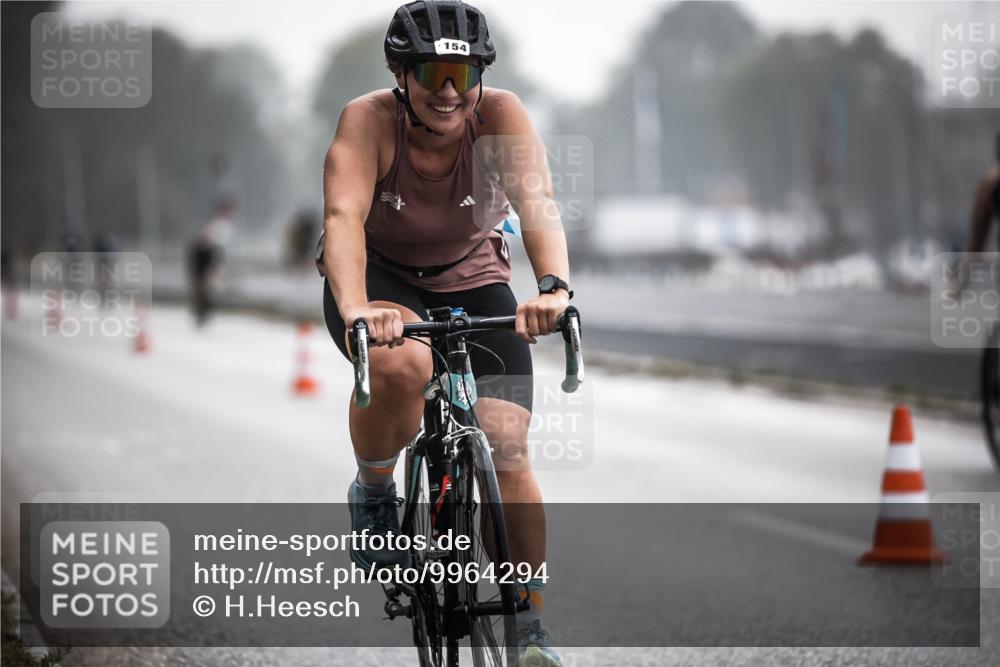 16.08.2026 - KN Förde Triathlon 2026 H.Heesch http://msf.ph/oto/9964294 16.08.2026 09:34:50 Radfahren 120, 154, 165 meine-sportfotos.de
