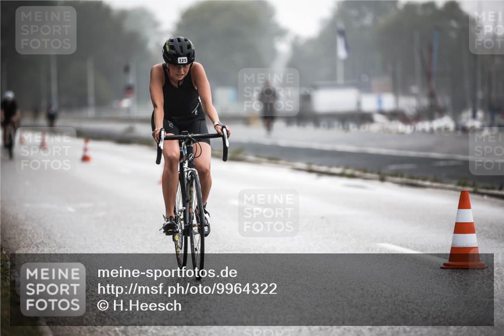 16.08.2026 - KN Förde Triathlon 2026 H.Heesch http://msf.ph/oto/9964322 16.08.2026 09:35:02 Radfahren 125, 147, 175, 197, 266, 805 meine-sportfotos.de