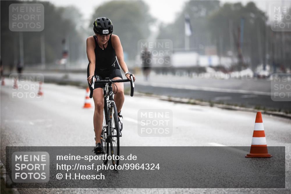 16.08.2026 - KN Förde Triathlon 2026 H.Heesch http://msf.ph/oto/9964324 16.08.2026 09:35:02 Radfahren 125, 147, 175, 197, 266, 805 meine-sportfotos.de