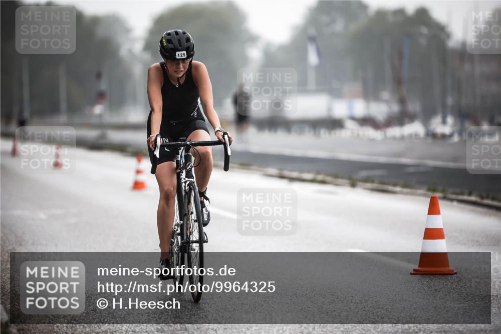 16.08.2026 - KN Förde Triathlon 2026 H.Heesch http://msf.ph/oto/9964325 16.08.2026 09:35:02 Radfahren 125, 147, 175, 197, 266, 805 meine-sportfotos.de