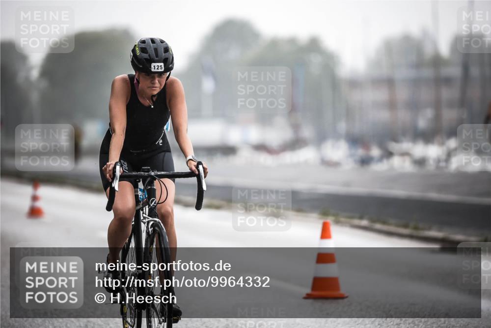 16.08.2026 - KN Förde Triathlon 2026 H.Heesch http://msf.ph/oto/9964332 16.08.2026 09:35:02 Radfahren 125, 147, 175, 197, 266, 805 meine-sportfotos.de