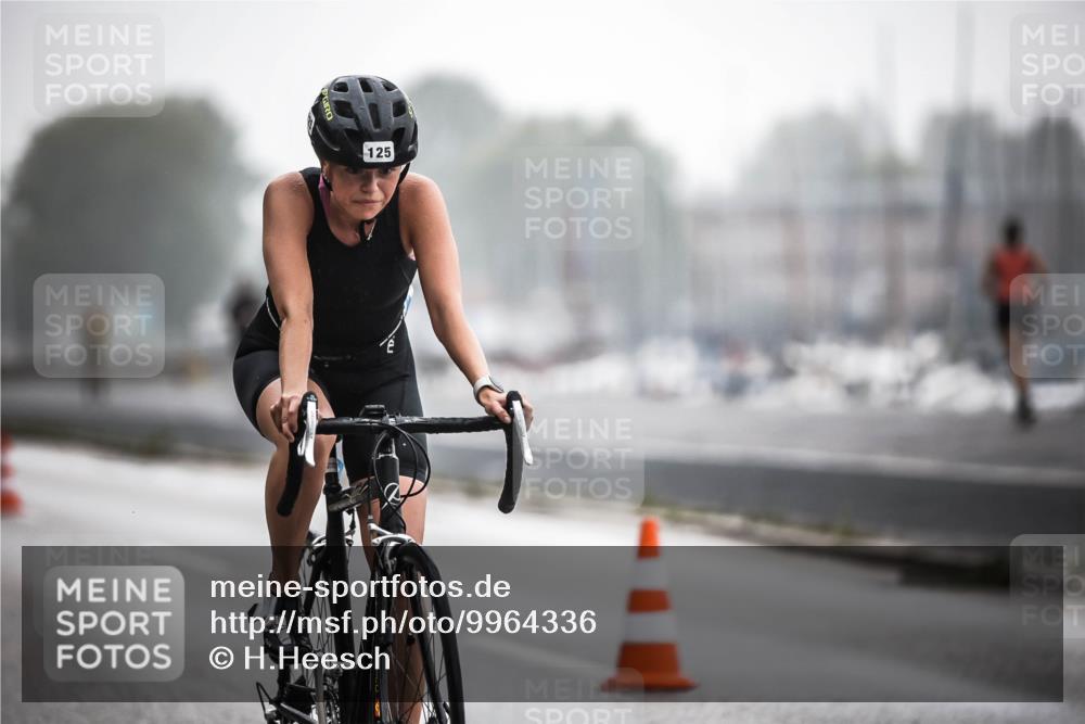 16.08.2026 - KN Förde Triathlon 2026 H.Heesch http://msf.ph/oto/9964336 16.08.2026 09:35:02 Radfahren 125, 147, 175, 197, 266, 805 meine-sportfotos.de