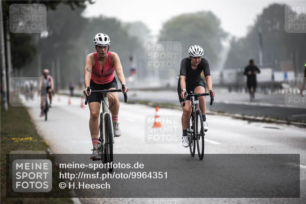16.08.2026 - KN Förde Triathlon 2026 H.Heesch http://msf.ph/oto/9964351 16.08.2026 09:35:06 Radfahren 147, 262, 266, 805 meine-sportfotos.de
