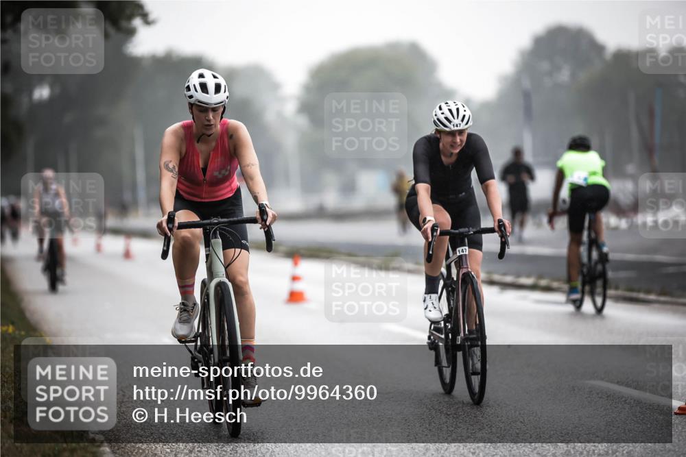 16.08.2026 - KN Förde Triathlon 2026 H.Heesch http://msf.ph/oto/9964360 16.08.2026 09:35:07 Radfahren 147, 262, 805 meine-sportfotos.de