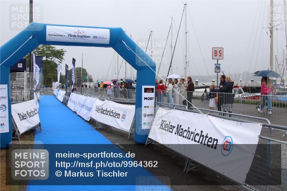 16.08.2026 - KN Förde Triathlon 2026 Markus Tischler http://msf.ph/oto/9964362 16.08.2026 09:56:31 Ziel  meine-sportfotos.de