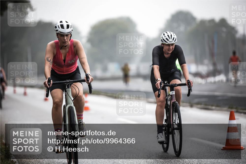 16.08.2026 - KN Förde Triathlon 2026 H.Heesch http://msf.ph/oto/9964366 16.08.2026 09:35:07 Radfahren 147, 262, 805 meine-sportfotos.de