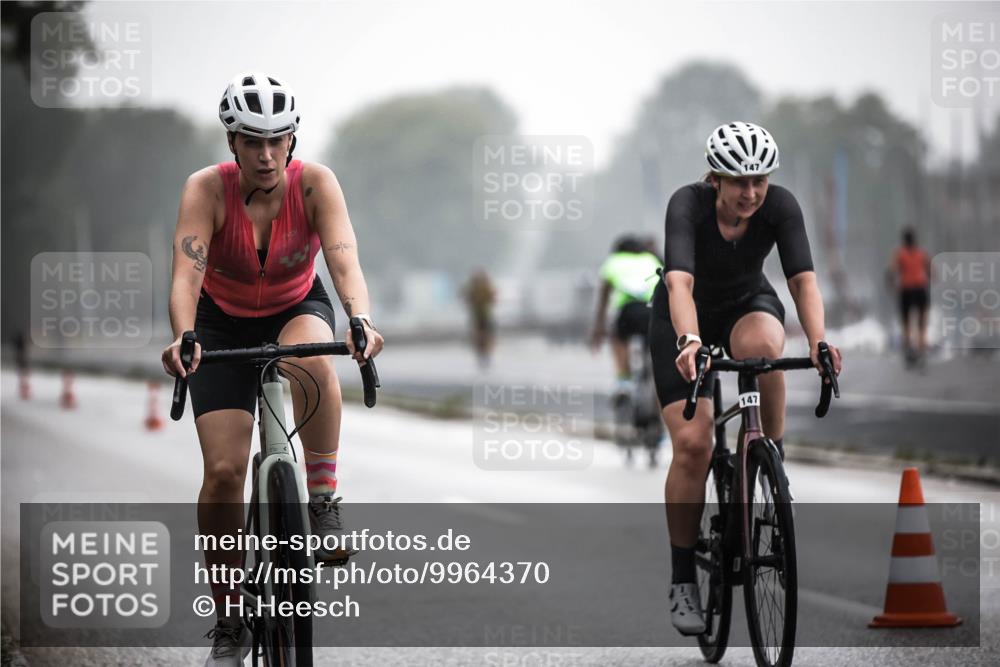 16.08.2026 - KN Förde Triathlon 2026 H.Heesch http://msf.ph/oto/9964370 16.08.2026 09:35:07 Radfahren 147, 262, 805 meine-sportfotos.de
