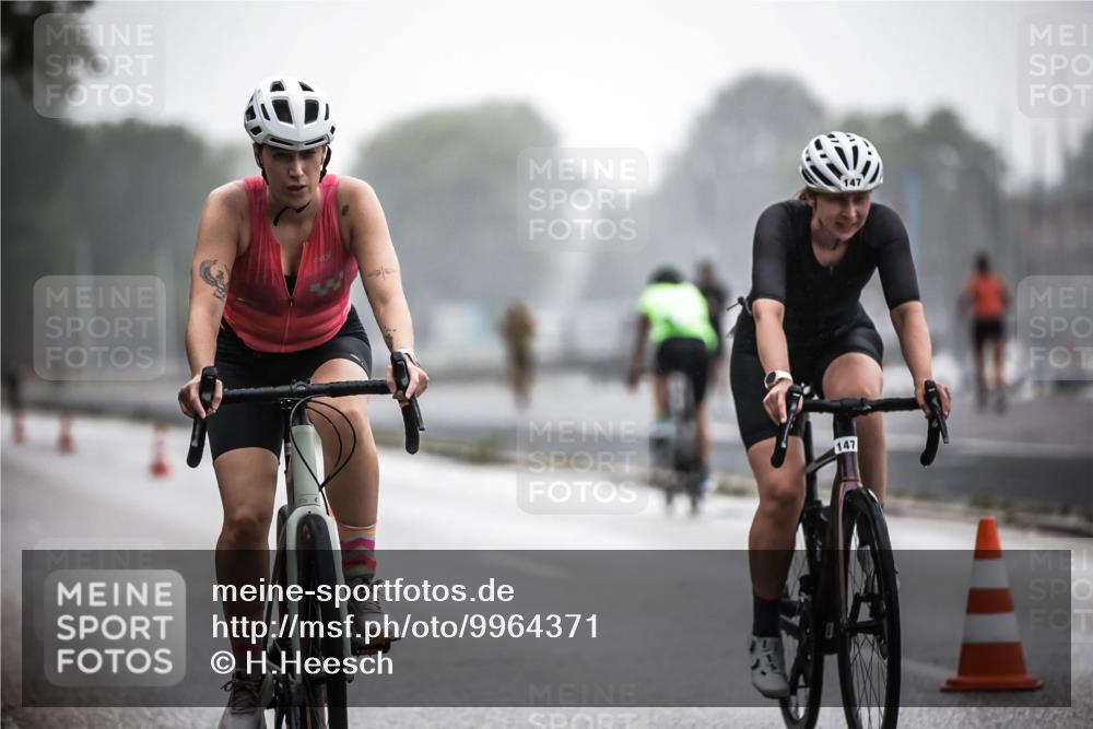 16.08.2026 - KN Förde Triathlon 2026 H.Heesch http://msf.ph/oto/9964371 16.08.2026 09:35:07 Radfahren 147, 262, 805 meine-sportfotos.de