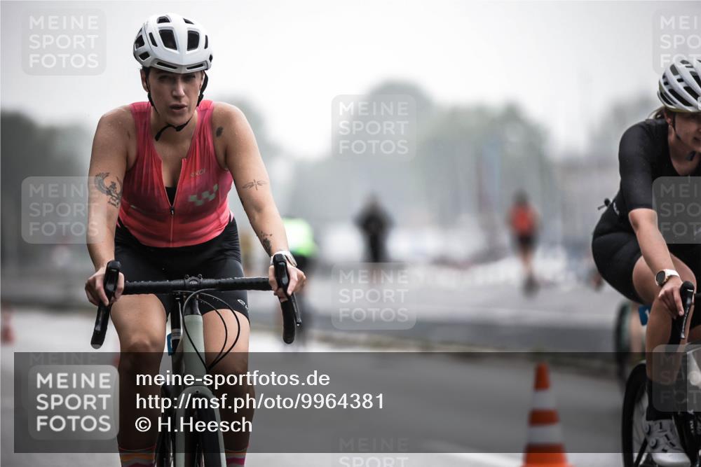 16.08.2026 - KN Förde Triathlon 2026 H.Heesch http://msf.ph/oto/9964381 16.08.2026 09:35:07 Radfahren 147, 262, 805 meine-sportfotos.de