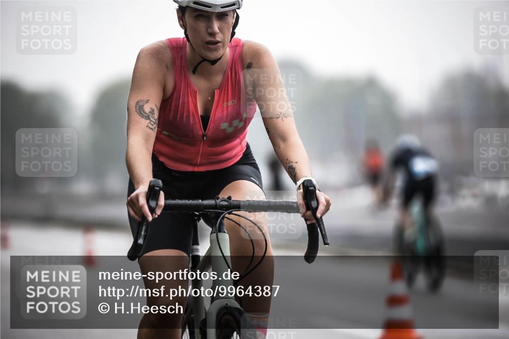 16.08.2026 - KN Förde Triathlon 2026 H.Heesch http://msf.ph/oto/9964387 16.08.2026 09:35:08 Radfahren 147, 262, 805 meine-sportfotos.de