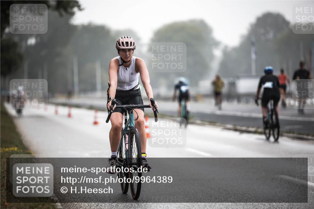 16.08.2026 - KN Förde Triathlon 2026 H.Heesch http://msf.ph/oto/9964389 16.08.2026 09:35:10 Radfahren 147, 262, 805 meine-sportfotos.de