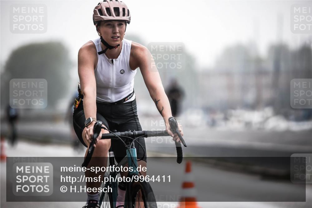 16.08.2026 - KN Förde Triathlon 2026 H.Heesch http://msf.ph/oto/9964411 16.08.2026 09:35:11 Radfahren 262 meine-sportfotos.de