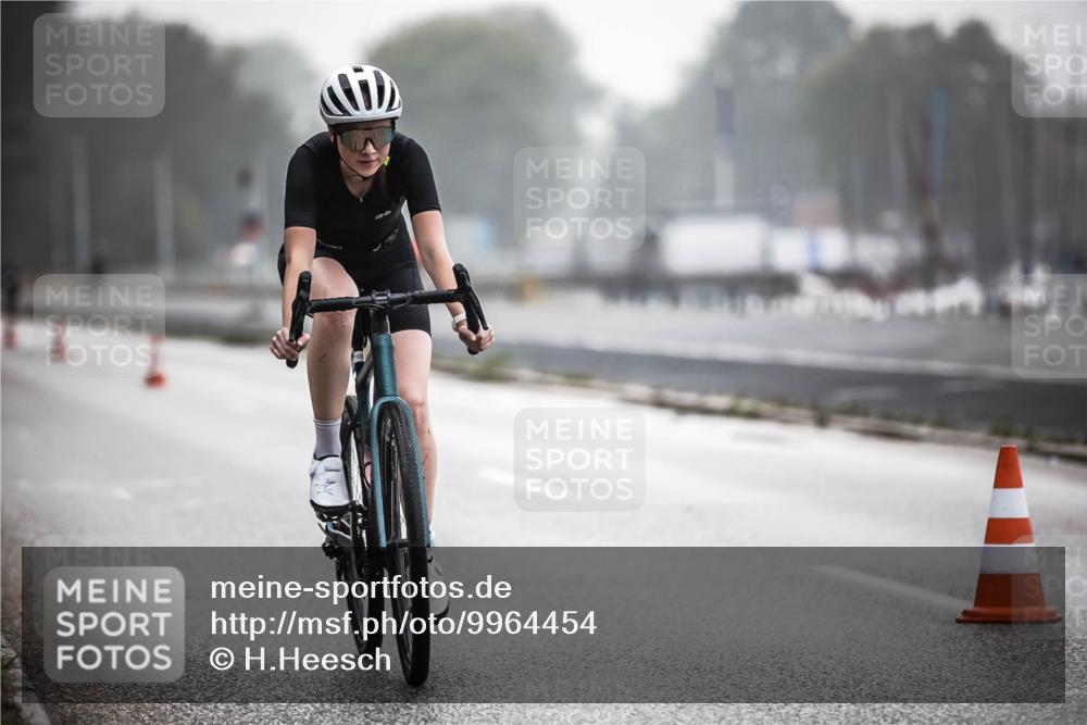 16.08.2026 - KN Förde Triathlon 2026 H.Heesch http://msf.ph/oto/9964454 16.08.2026 09:35:26 Radfahren 123, 131, 161, 251 meine-sportfotos.de