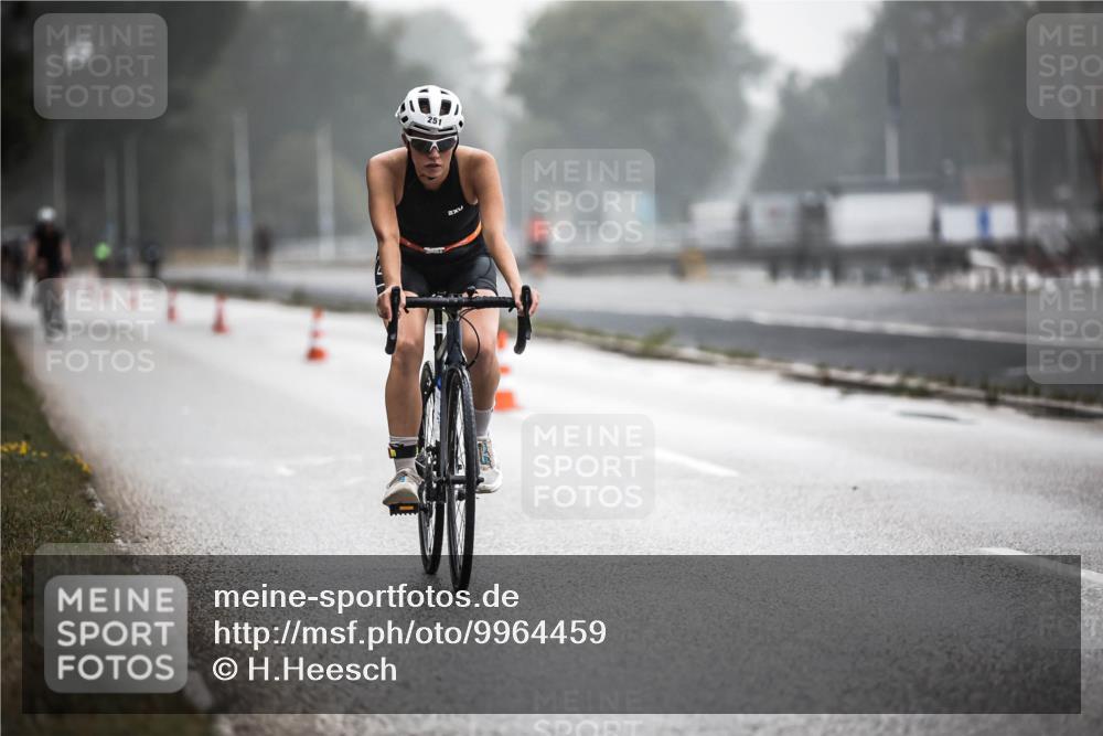 16.08.2026 - KN Förde Triathlon 2026 H.Heesch http://msf.ph/oto/9964459 16.08.2026 09:35:29 Radfahren 112, 123, 131, 172, 251 meine-sportfotos.de