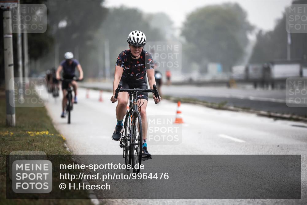 16.08.2026 - KN Förde Triathlon 2026 H.Heesch http://msf.ph/oto/9964476 16.08.2026 09:35:36 Radfahren 172, 246, 252 meine-sportfotos.de
