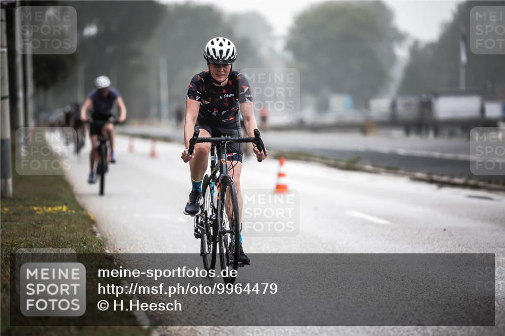16.08.2026 - KN Förde Triathlon 2026 H.Heesch http://msf.ph/oto/9964479 16.08.2026 09:35:36 Radfahren 172, 246, 252 meine-sportfotos.de