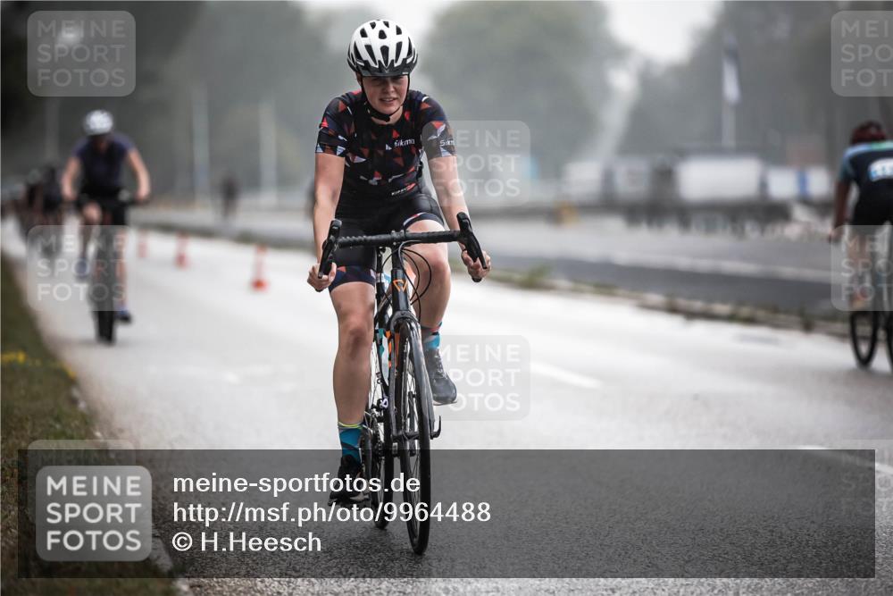 16.08.2026 - KN Förde Triathlon 2026 H.Heesch http://msf.ph/oto/9964488 16.08.2026 09:35:36 Radfahren 172, 246, 252 meine-sportfotos.de