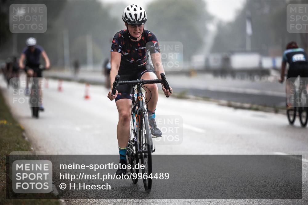 16.08.2026 - KN Förde Triathlon 2026 H.Heesch http://msf.ph/oto/9964489 16.08.2026 09:35:36 Radfahren 172, 246, 252 meine-sportfotos.de