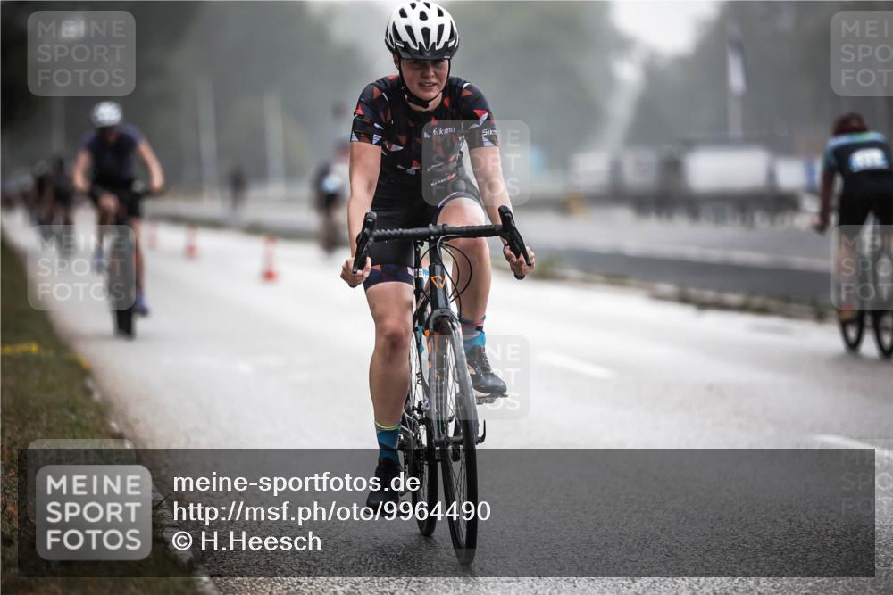 16.08.2026 - KN Förde Triathlon 2026 H.Heesch http://msf.ph/oto/9964490 16.08.2026 09:35:36 Radfahren 172, 246, 252 meine-sportfotos.de