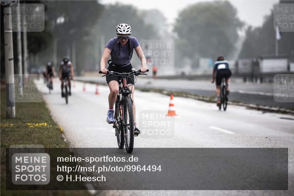 16.08.2026 - KN Förde Triathlon 2026 H.Heesch http://msf.ph/oto/9964494 16.08.2026 09:35:38 Radfahren 135, 246, 252, 263 meine-sportfotos.de