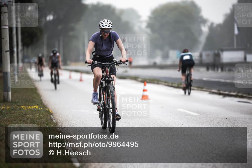 16.08.2026 - KN Förde Triathlon 2026 H.Heesch http://msf.ph/oto/9964495 16.08.2026 09:35:38 Radfahren 135, 246, 252, 263 meine-sportfotos.de