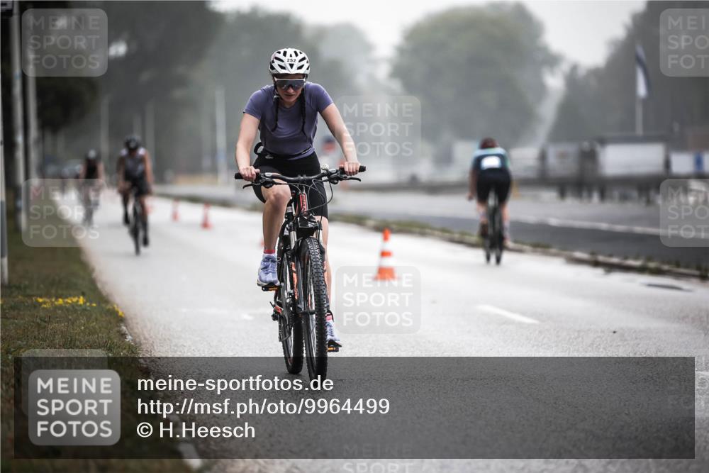16.08.2026 - KN Förde Triathlon 2026 H.Heesch http://msf.ph/oto/9964499 16.08.2026 09:35:38 Radfahren 135, 246, 252, 263 meine-sportfotos.de