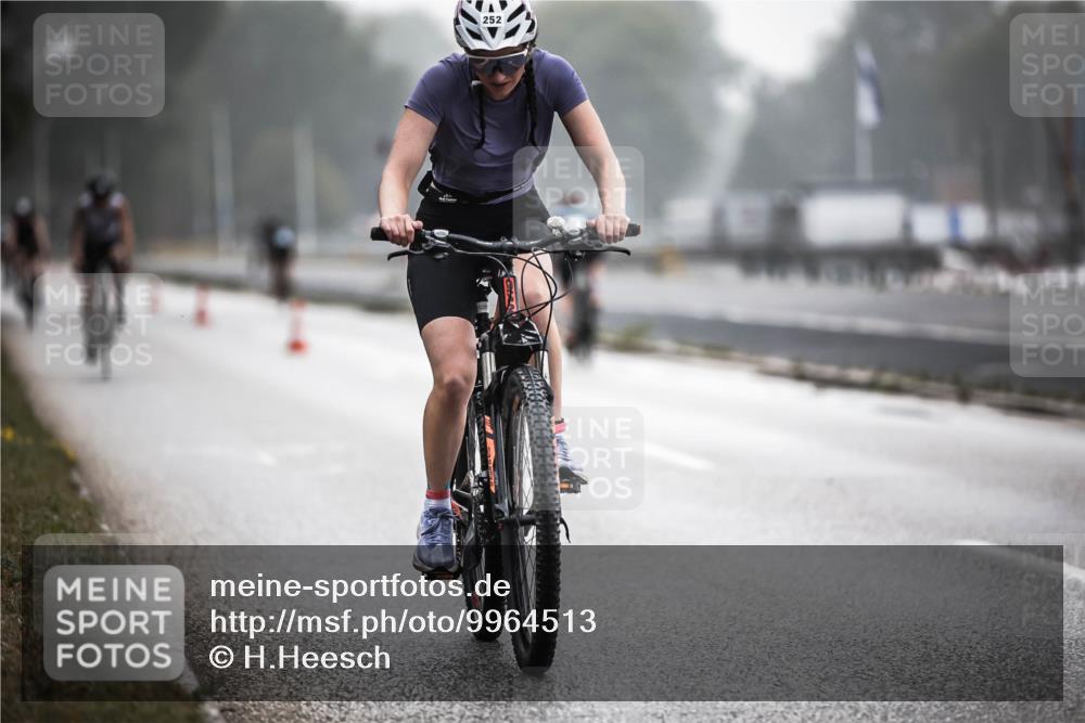 16.08.2026 - KN Förde Triathlon 2026 H.Heesch http://msf.ph/oto/9964513 16.08.2026 09:35:39 Radfahren 135, 246, 252, 263 meine-sportfotos.de