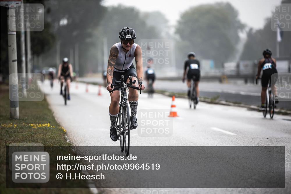 16.08.2026 - KN Förde Triathlon 2026 H.Heesch http://msf.ph/oto/9964519 16.08.2026 09:35:42 Radfahren 135, 238, 252, 259, 263 meine-sportfotos.de