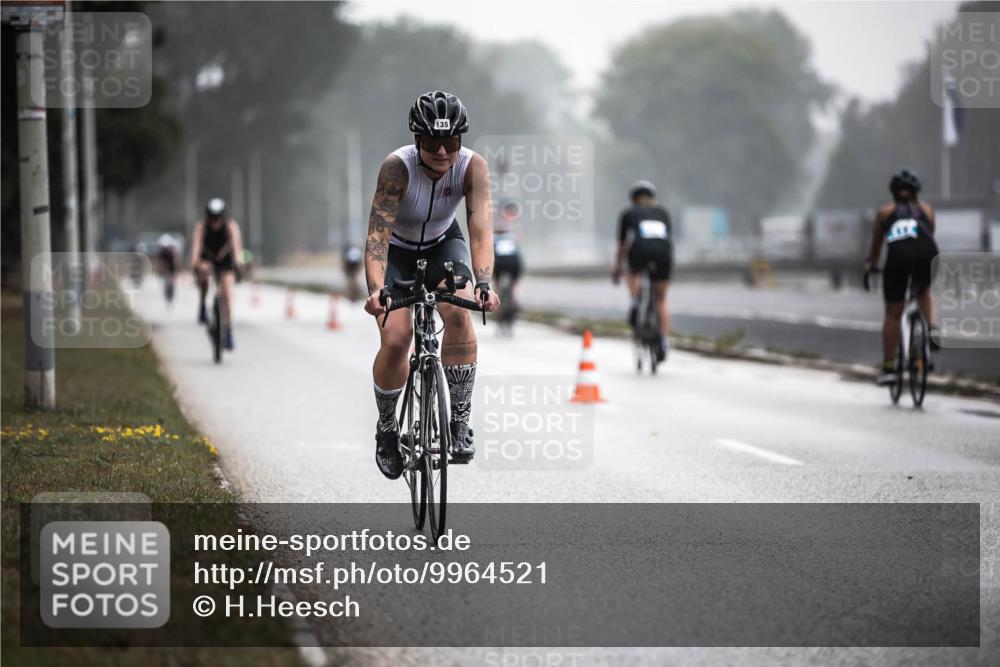 16.08.2026 - KN Förde Triathlon 2026 H.Heesch http://msf.ph/oto/9964521 16.08.2026 09:35:42 Radfahren 135, 238, 252, 259, 263 meine-sportfotos.de